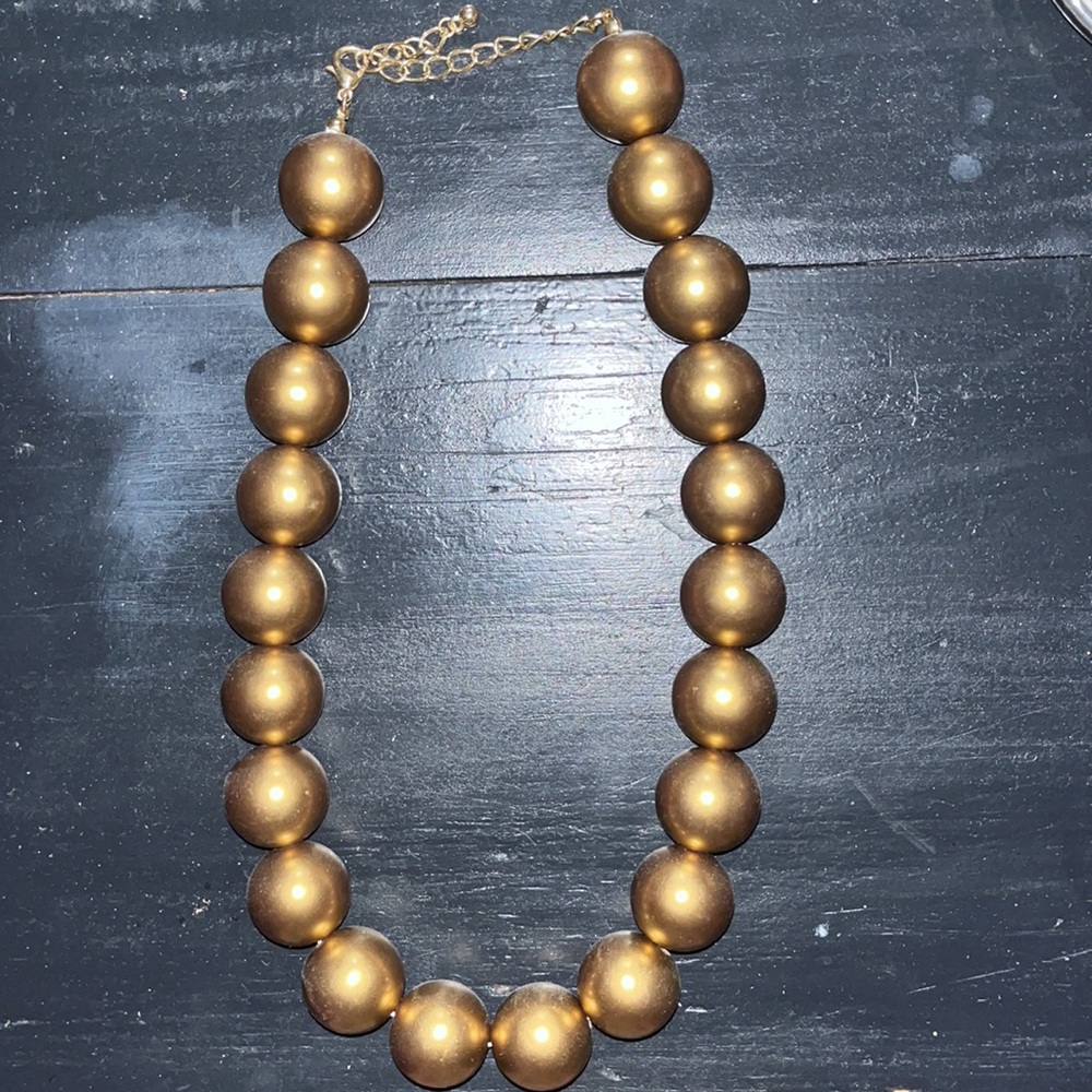 Gold beaded necklace